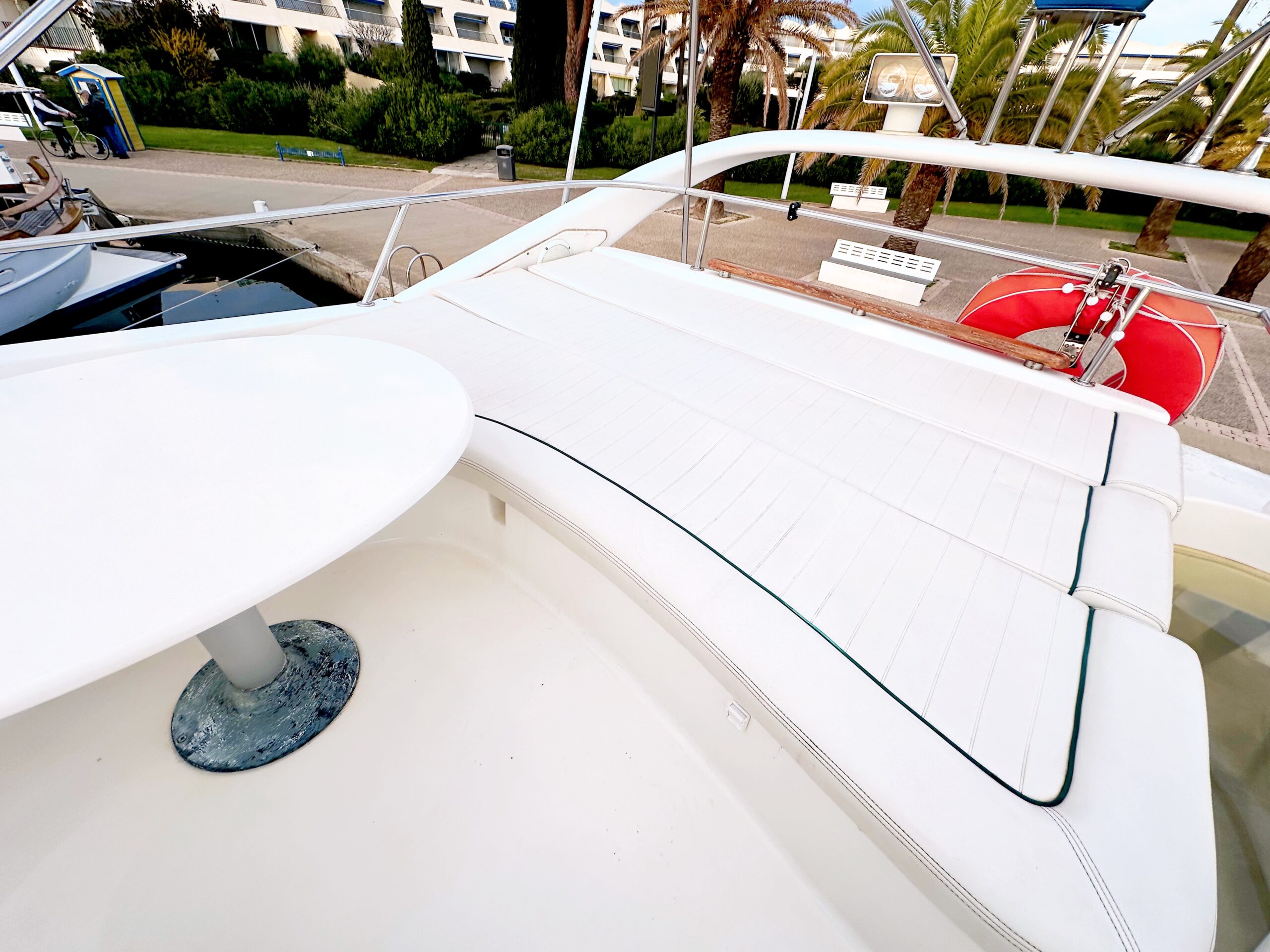 Prestige 36 Port camargue